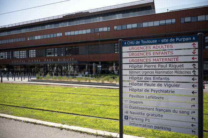 The entrance to the Pierre-Paul-Riquet hospital of the CHU de Purpan de Toulouse, whose adult emergencies will only be open to “vital emergencies” from Monday June 13, 2022 in the evening. 