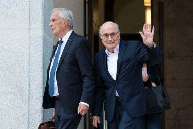 Lorenz Erni and Sepp Blatter, at the Federal Criminal Court, in Bellinzona (Switzerland), June 8, 2022.