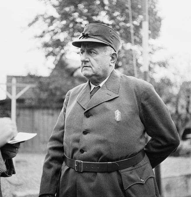 In charge of Guderian's visit: the Aarau surgeon, military publicist, general and national councilor Eugen Bircher.