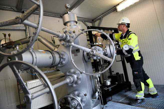 The throttled Russian gas flows cost Uniper an estimated 30 million euros per day.