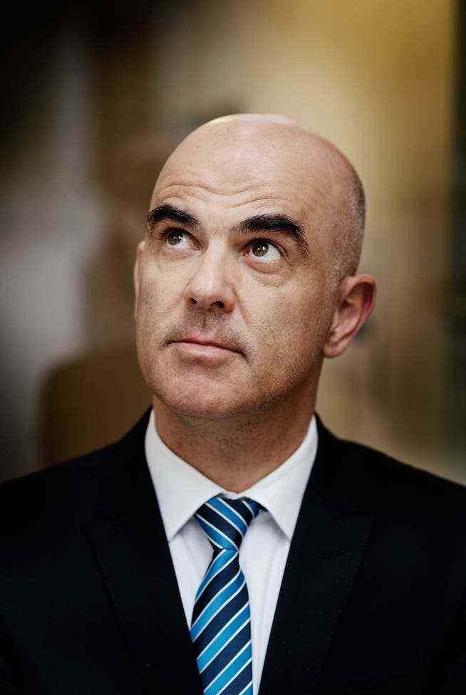 Alain Berset, Federal Councilor (SP), photographed in the Federal Department of Home Affairs in Bern.
