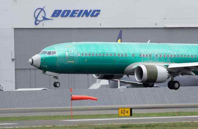 A 737 Max-8 from the American manufacturer Boeing.  The larger model, the Max-10, has not yet been approved.