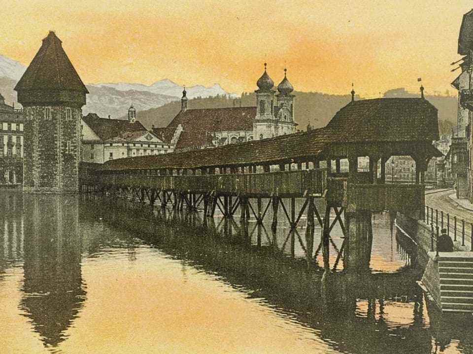 Colored photo of the Chapel Bridge around 1900