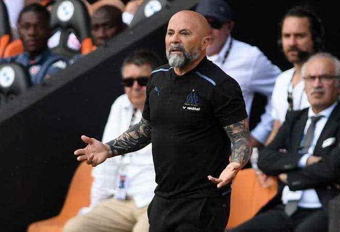 Argentinian coach of Olympique de Marseille, Jorge Sampaoli, at the Moustoir stadium, in Lorient, on May 8, 2022.