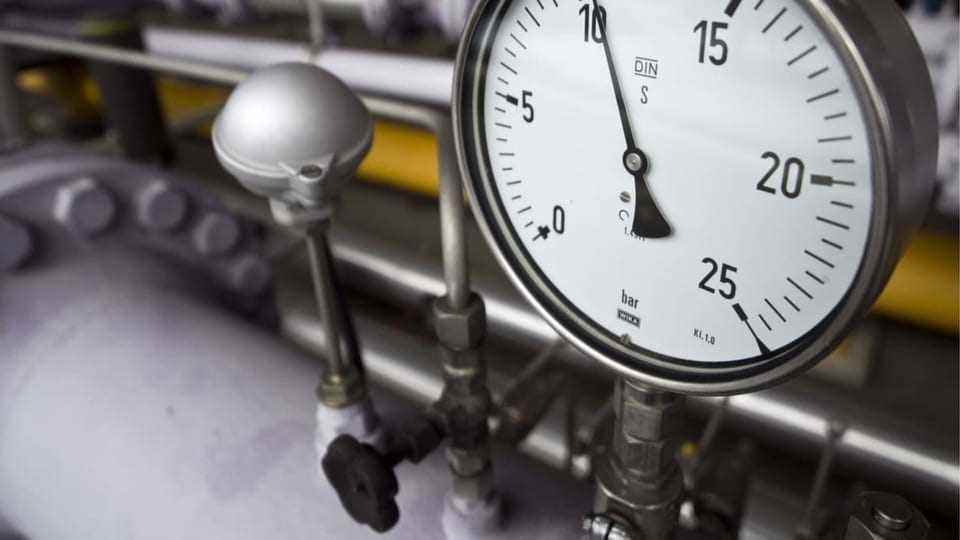 A dial gauge of the natural gas distribution system in Schlieren.