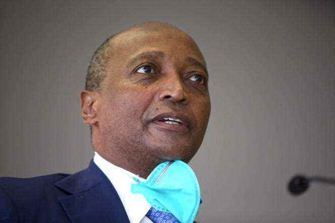 “We don't want to take the risk of having a competition under the deluge.  It would not be good for African football and its image”, explained Patrice Motsepe, the president of the African Football Confederation (CAF).