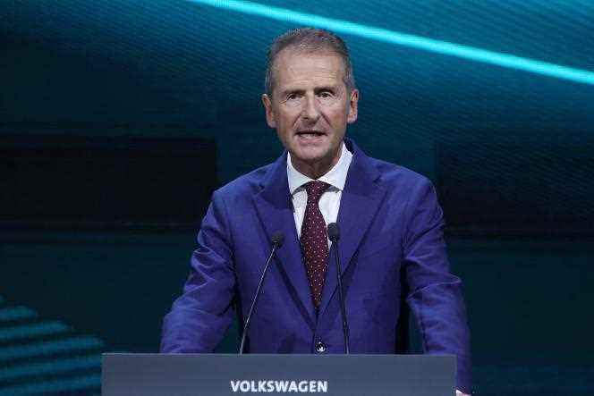 Herbert Diess at the inauguration of VW's first battery cell factory, 