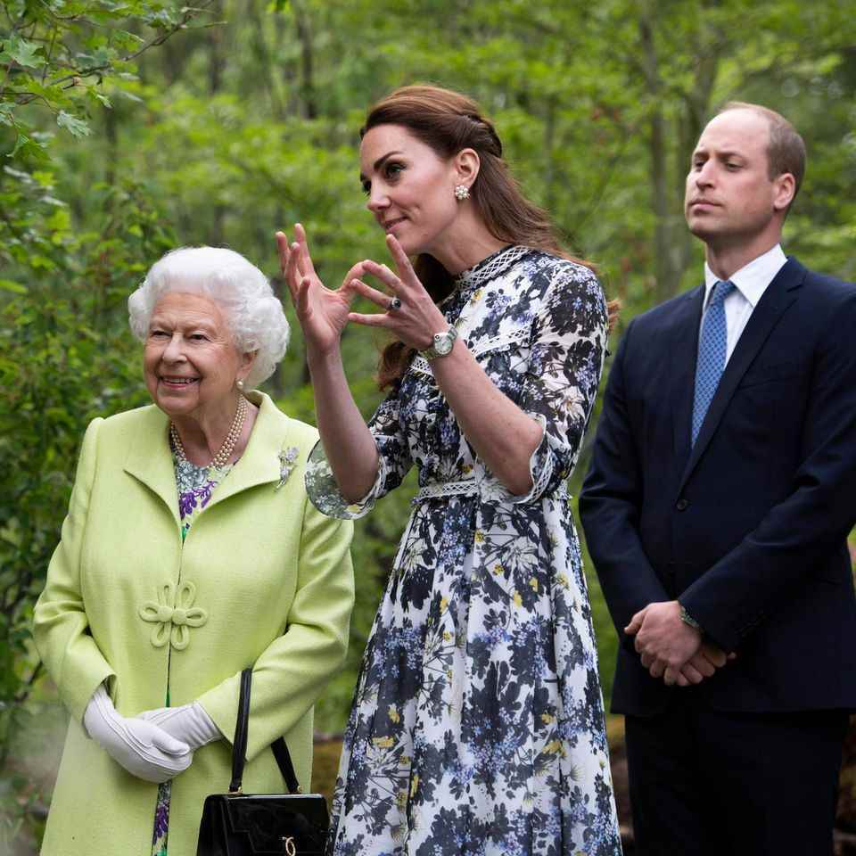 Queen Elizabeth, Duchess Catherine and Prince William