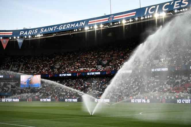 Watering the lawn of the Parc des Princes before the meeting between Paris-Saint Germain and Montpellier Hérault SC, in Paris, on August 13, 2022.