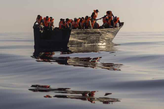 Rescue operation carried out off the Italian island of Lampedusa by the SOS Méditerranée association, August 27, 2022.
