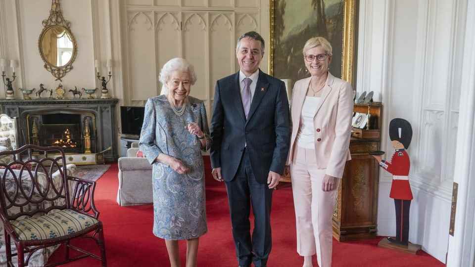 Federal President Ignazio Cassis and his wife visiting Queen Elizabeth II at Windsor Castle 