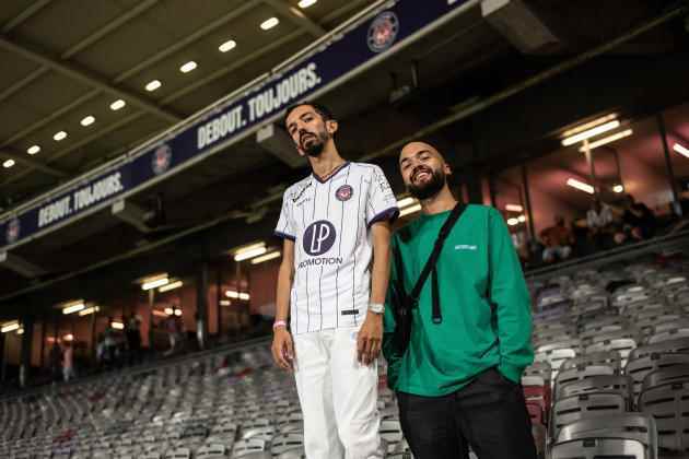 The singers Bigflo and Oli have always been supporters of the TFC and club partners, on August 31 at the Toulouse Stadium.  Photo: Ulrich Lebeuf / Myop for Le Monde