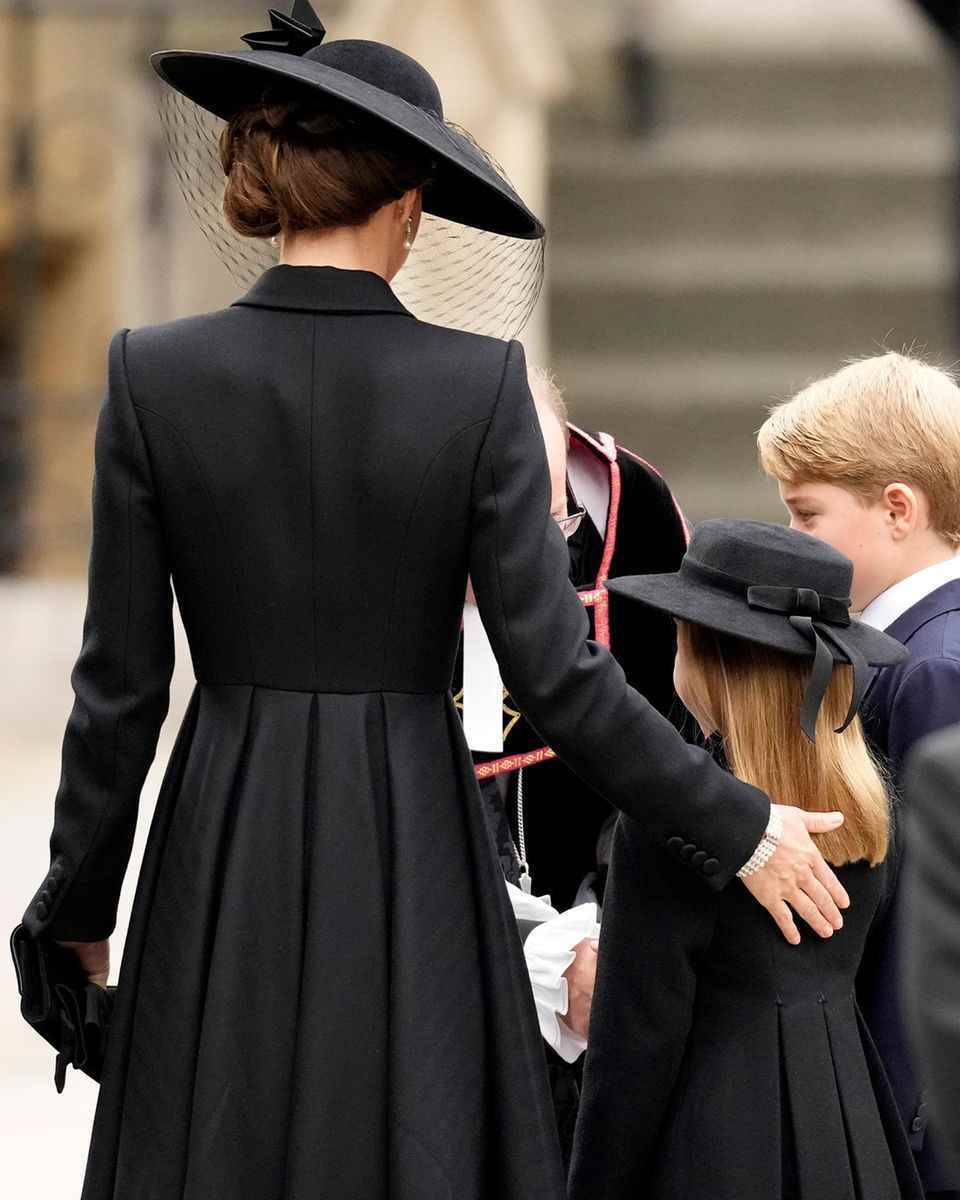 Catherine, Princess of Wales, Princess Charlotte and Prince George