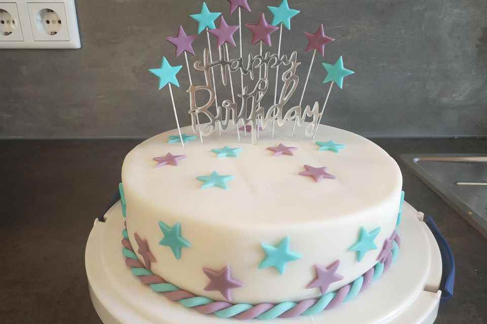 "Clever cakes": Finished motif cake