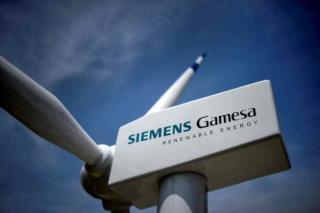 Weltweit will Siemens Gamesa knapp 3000 Stellen abbauen.