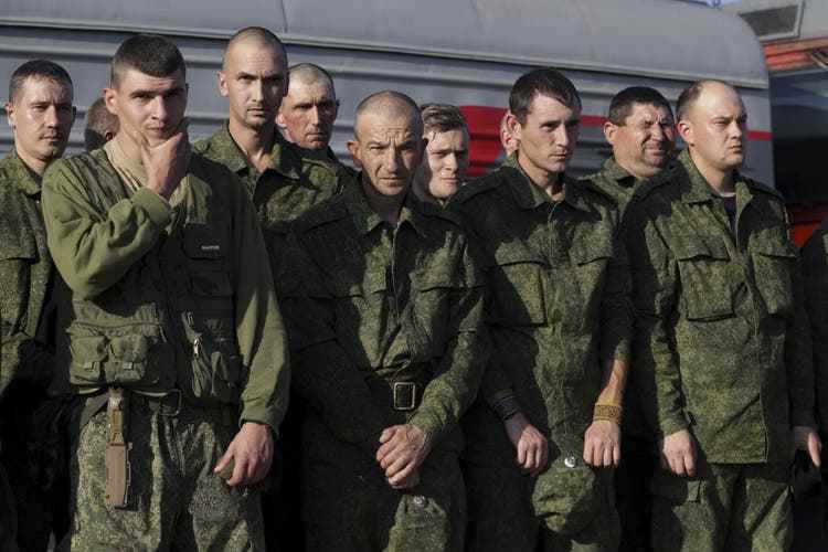 Russian recruits wait for a train near Volgograd. 