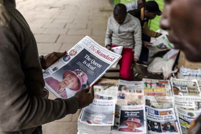 Kenyan newspapers announce the death of Queen Elizabeth II, in Nairobi, on September 9, 2022.