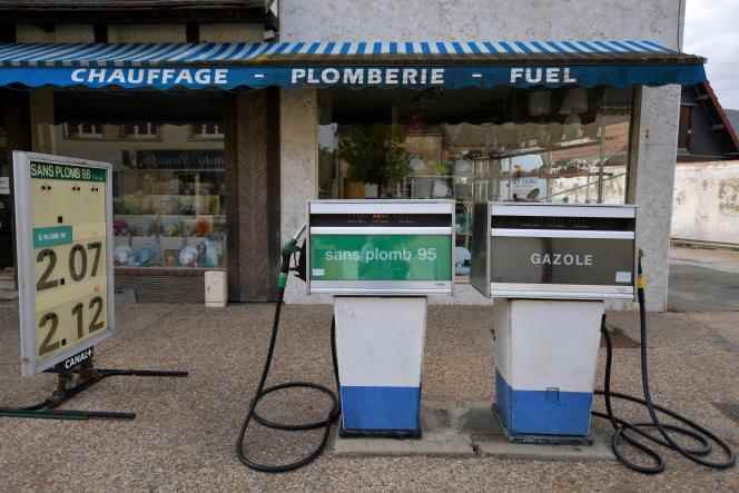 A gas station, in Bailleau-le-Pin (Eure-et-Loir), July 7, 2022.