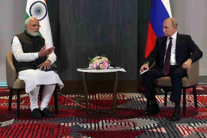 Indian Prime Minister Narendra Modi and Russian President Vladimir Putin meet on the sidelines of the Shanghai Cooperation Organization summit in Samarkand, Uzbekistan, September 16, 2022.