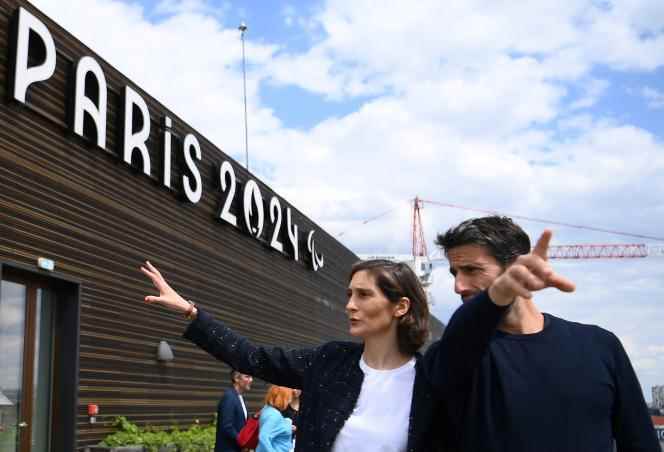 The Minister of Sports, Amélie Oudéa-Castéra, and the President of the Paris 2024 Olympic and Paralympic Games Organizing Committee, Tony Estanguet, on May 30, 2022 in Saint-Denis (Seine-Saint-Denis).