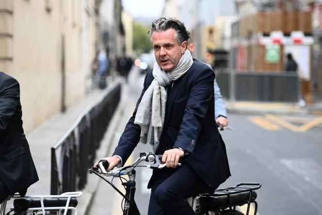 Christophe Béchu, Minister of Ecological Transition and Territorial Cohesion, in front of Matignon, September 20, 2022.