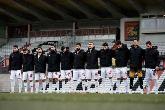 The Iranian men's football team during the national anthem, during the match against Senegal, in Vienna, Austria, on September 27, 2022.