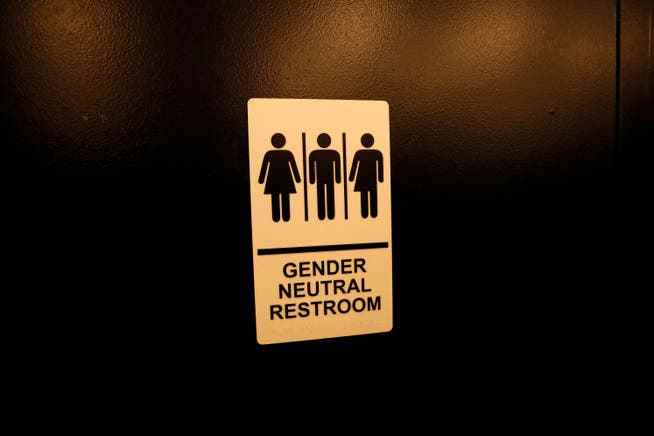 Künftig soll es an Zürcher Schulen auch geschlechtsneutrale Toiletten geben. Das hat der Stadtrat beschlossen.