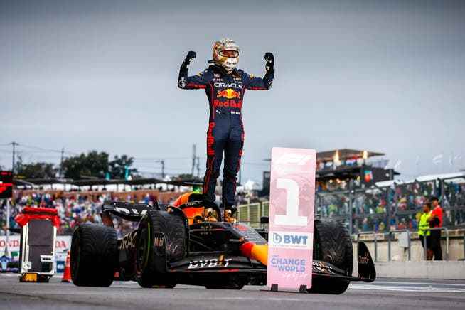 Will proudly wear the number one on the car for another year: the Dutchman Max Verstappen.