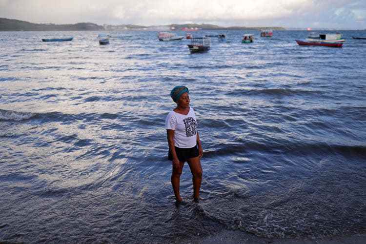 The sea determines the life of Marizelha Carlos Lopes on Ilha Grande.