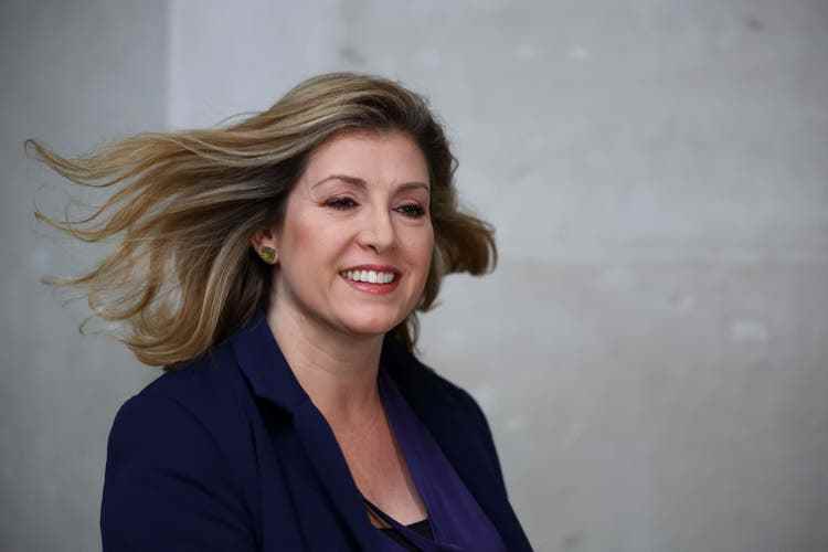 Penny Mordaunt, the incumbent Majority Leader in the House of Commons, withdrew her candidacy at the last second, paving the way for Rishi Sunak.