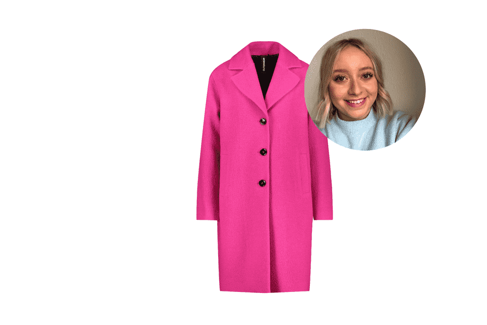 Editor Julika is going for color this autumn and is testing the pink wool coat by Gerry Weber.