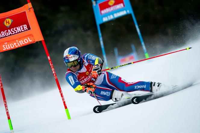 Alexis Pinturault takes part in the men's giant of the Fis Alpine Skiing World Cup on the Gran Risa, on December 19, 2021.