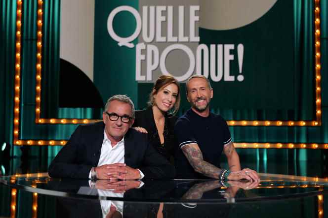 Léa Salamé with Christophe Dechavanne (on the left) and Philippe Caverivière, the two permanent guests of “Quelle époque!  