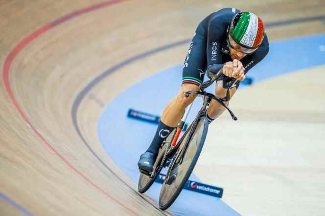 Filippo Ganna during his hour record set at the velodrome in Granges, Switzerland, on October 8, 2022.