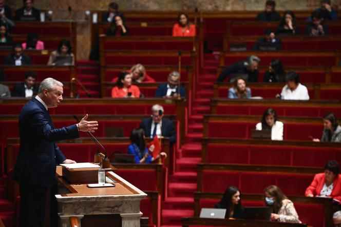 The Minister of Economy and Finance, Bruno Le Maire, speaks at the National Assembly, Monday, October 10.