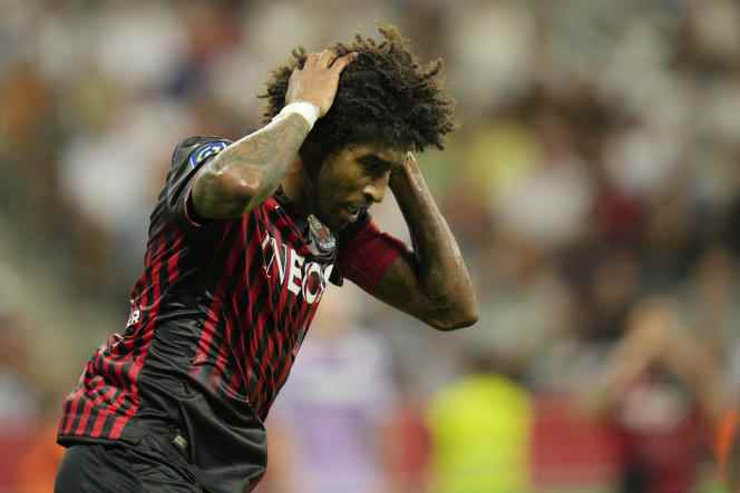 The Brazilian defender of Nice, Dante, during the derby lost by his team against AS Monaco (0-1), Sunday September 4, at the Allianz Riviera. 