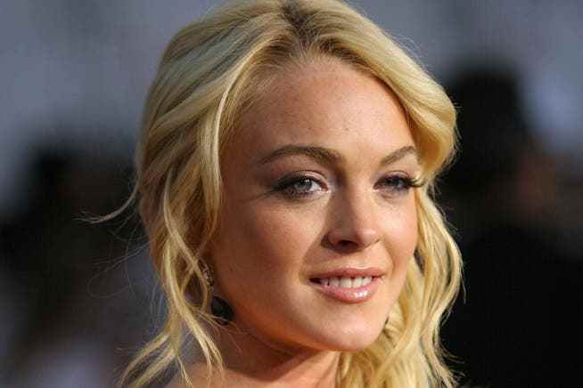 Lindsay Lohan made headlines for drunk driving. 