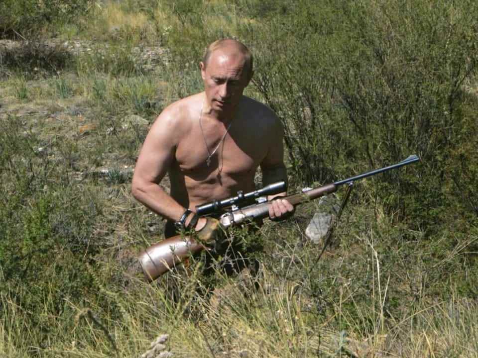 Putin topless hunting