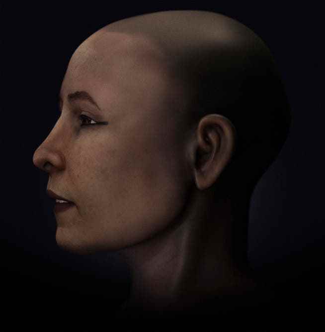 An attempt was made to reconstruct Schepenese's face using a CT scan.  This is what the Egyptian woman who died about 2600 years ago might have looked like.