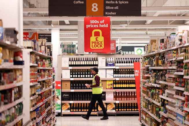 Ein Supermarkt in London: Die Lebensmittelpreise tragen stark zur Teuerung bei.