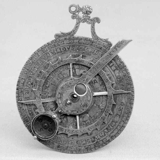 The star clock from the 16th century made it possible to determine the hours of the night based on the position of the stars.