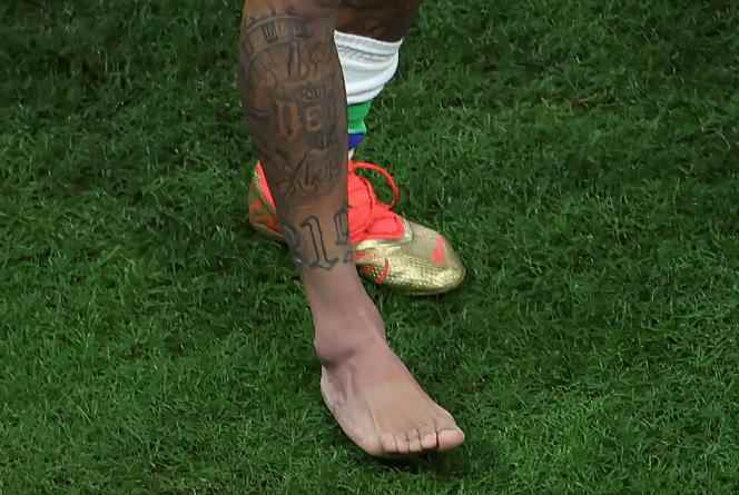 Neymar's swollen ankle, at Lusail Stadium, Qatar, November 24, 2022.