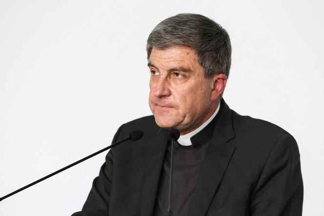 The Archbishop of Reims and President of the Conference of Bishops of France (CEF), Eric de Moulins-Beaufort, during a press conference, November 7, 2022, in Lourdes.