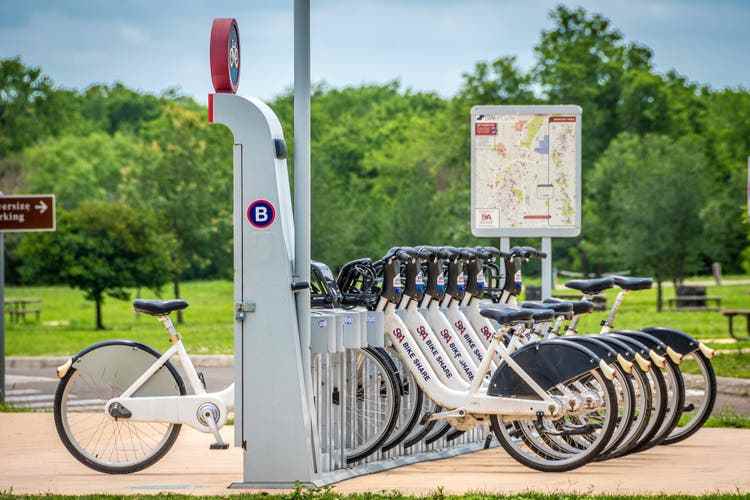 Bike rental stations are also en vogue in San Antonio.  However, there are only a few cycle paths in the big city.
