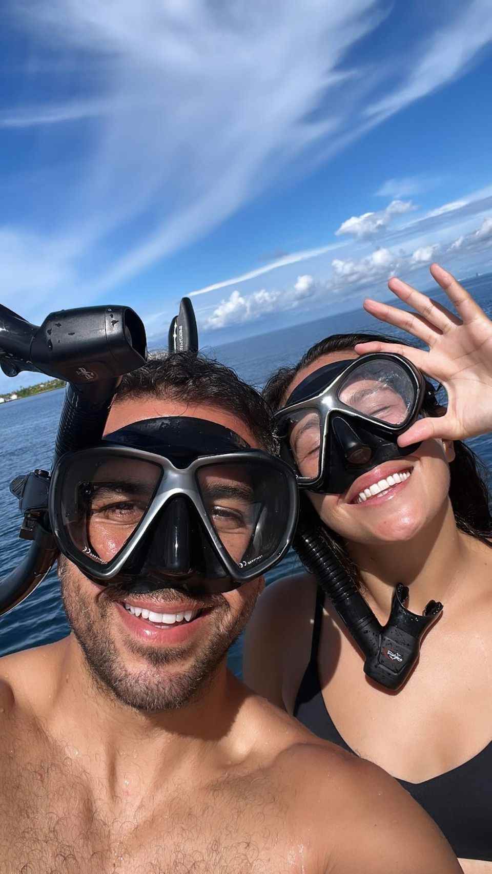 Holiday greetings in love: Elyas M'Barek posts a new photo with his Jess