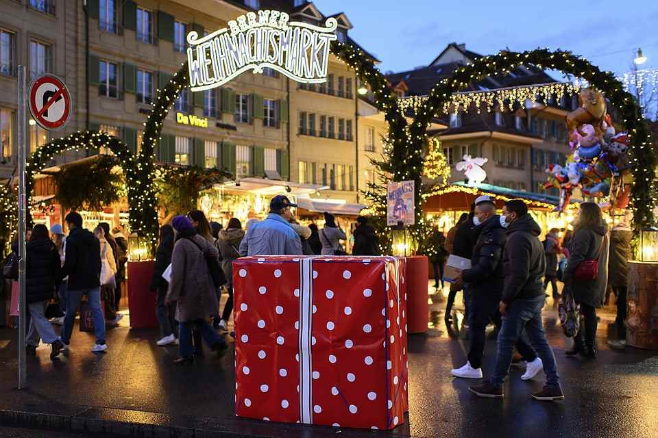 Entrance to the Christmas market in Bern.