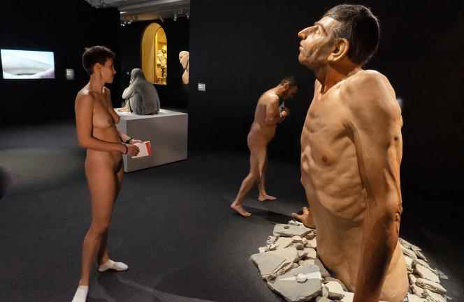 At the Maillol Museum, on November 10, during a private visit co-organized by the Association of Naturists of Paris.