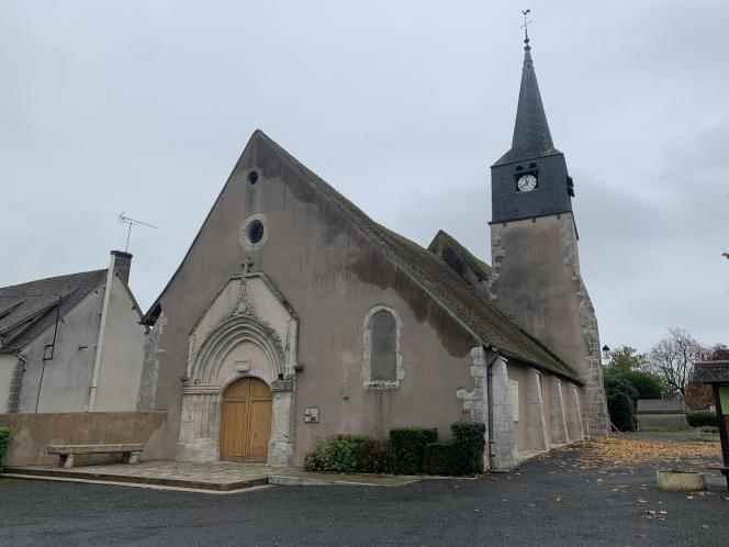 The Saint-Loup-et-Saint-Roch church in La Chapelle-sur-Aveyron (Loiret).