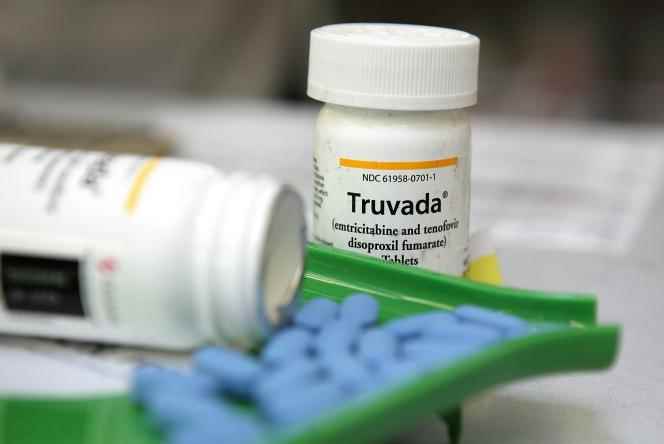 PrEP consists of a tablet that combines two antiretrovirals: emtricitabine and tenofovir disoproxil.  Initially, this drug was marketed under the Truvada brand.