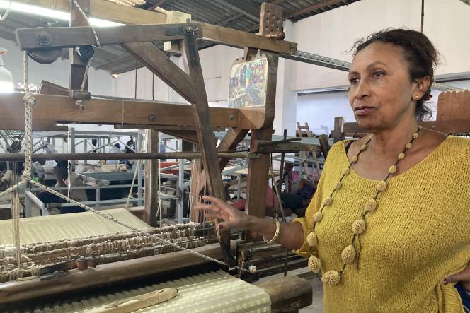 Aïssa Dione, company manager in furniture weaving, in Dakar.